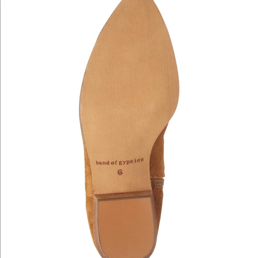 Band of Gypsies Creed Rust Suede Booties - Picture 2 of 4
